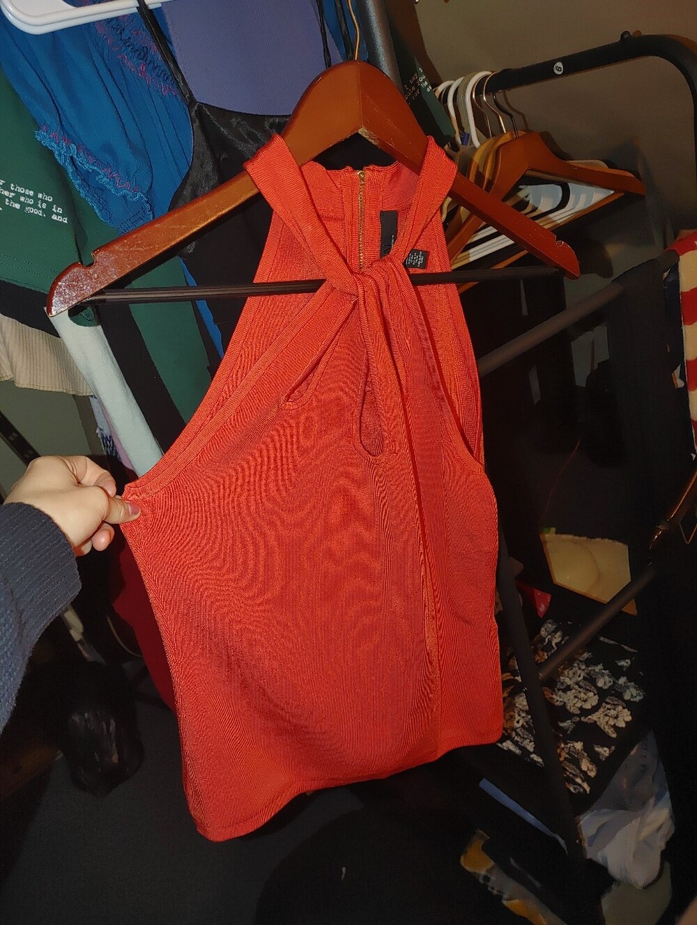 Red Halter Neck Ribbed Tank Top - Picture 4 of 5